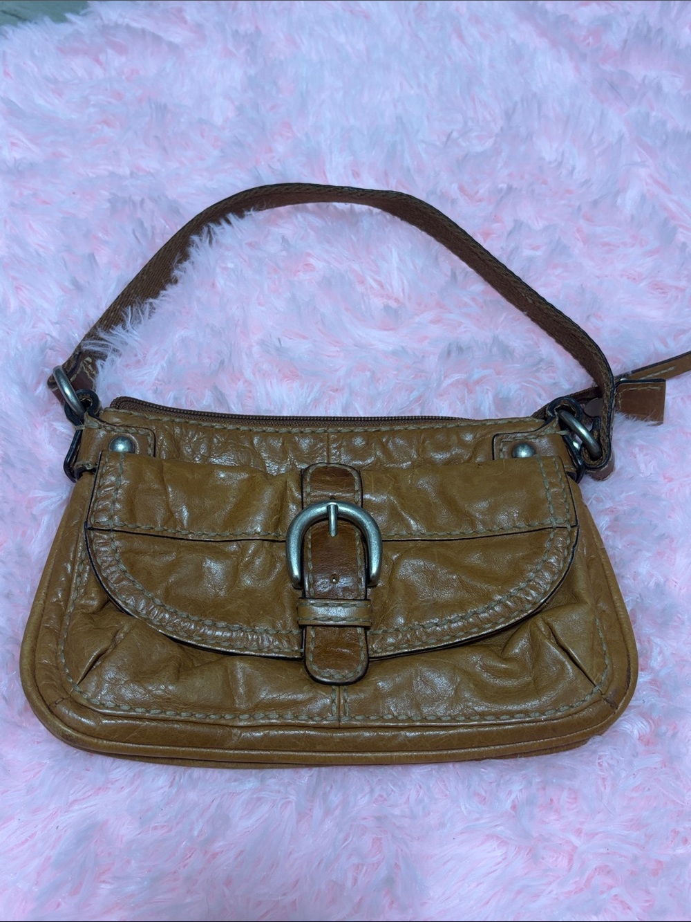 Fossil Classic Tan  Shoulder Bag
